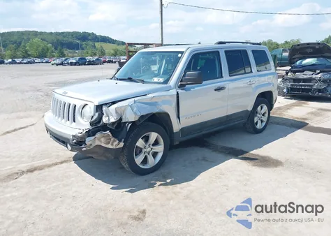 2011 Jeep Patriot Sport z USA, uszkodzony, nr VIN 1J4NF1GB8BD278992